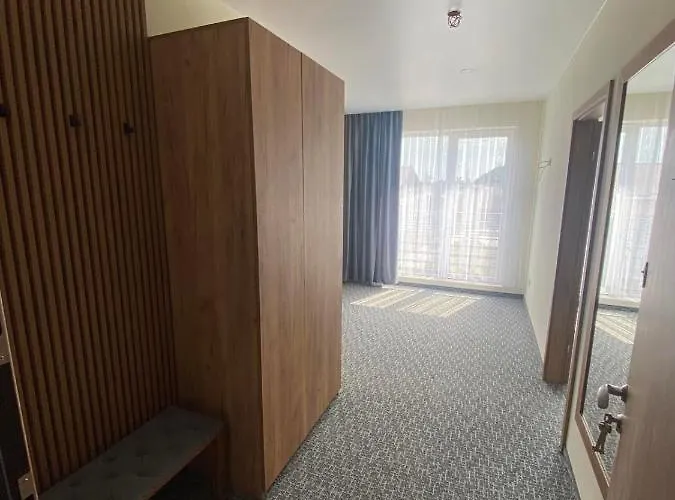 прага Hotel Irshava