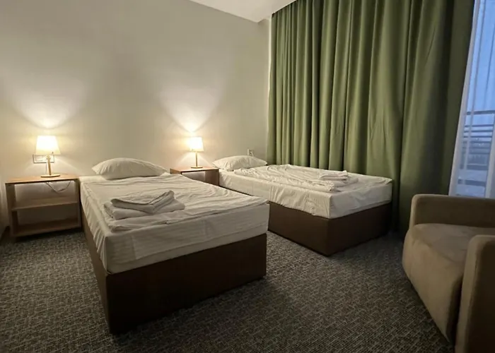 прага Hotel *