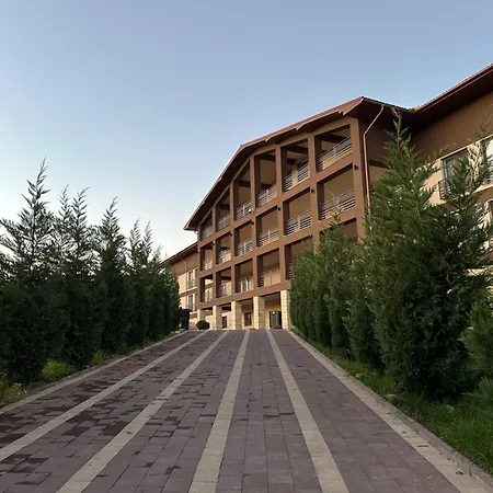 Готель Прага Іршава * Irshava