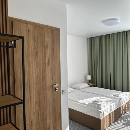 Готель Прага Іршава Hotel