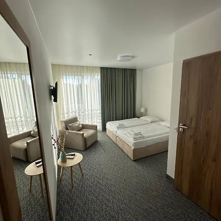 Готель Прага Іршава Hotel